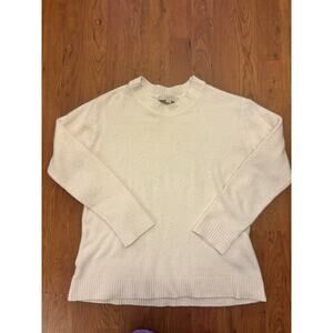 Ann taylor loft White knit sweater size medium